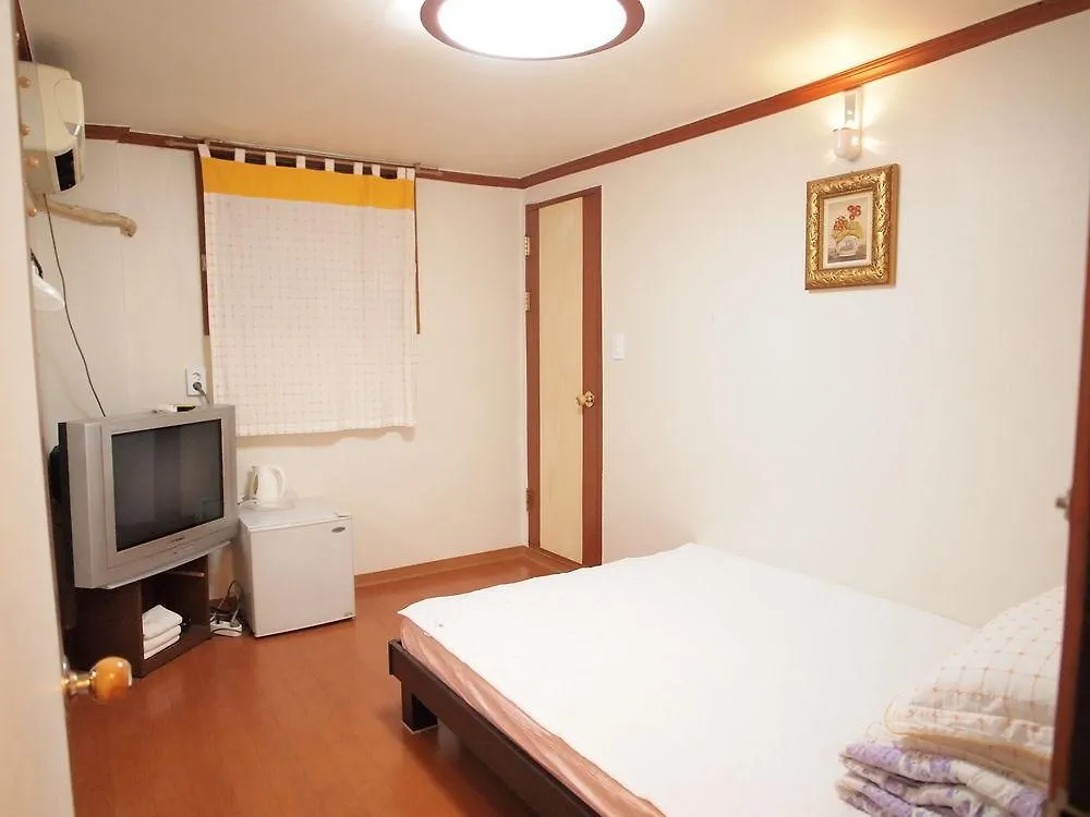 招待所 Hostel Lian 首爾